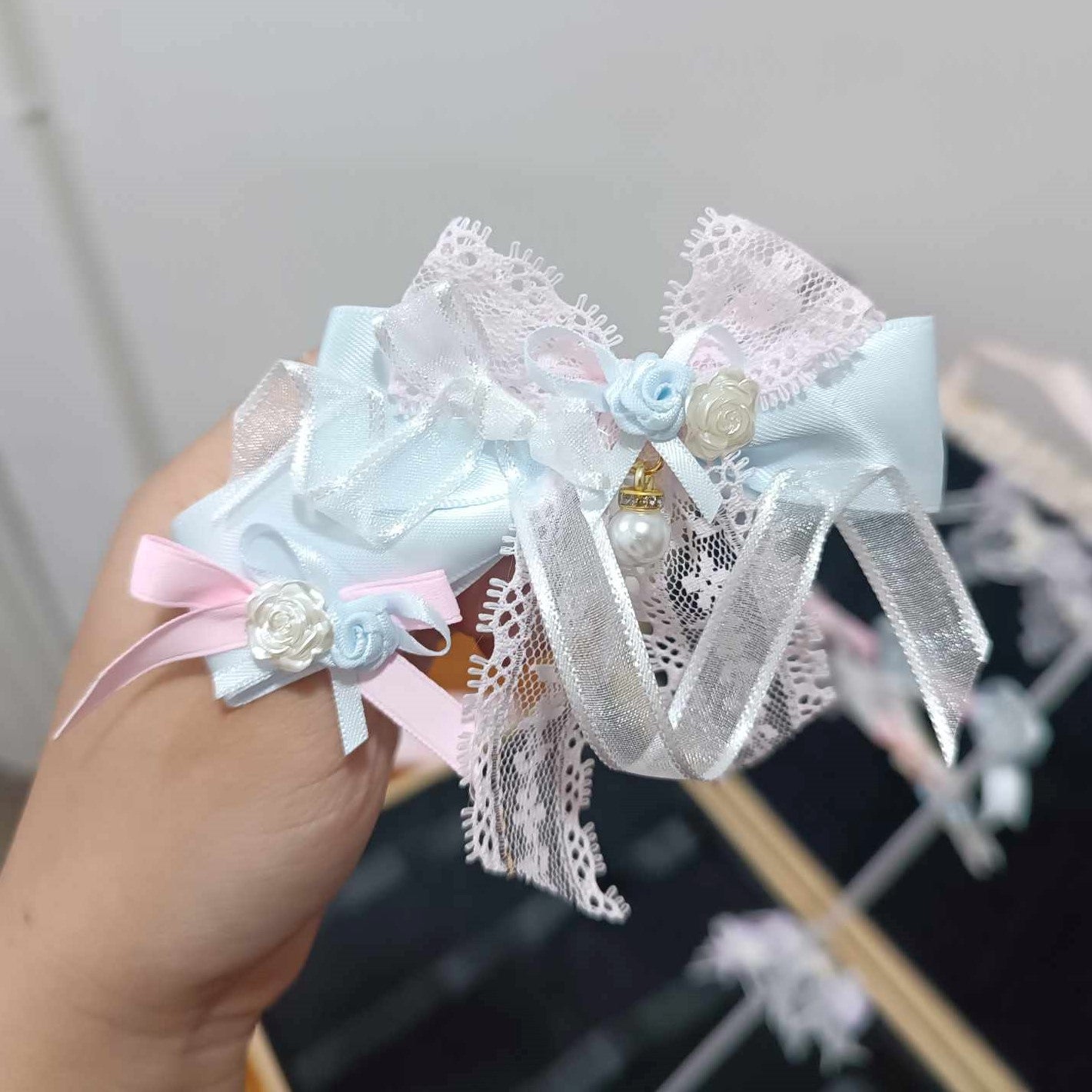 Rose Ribbon Hairclip