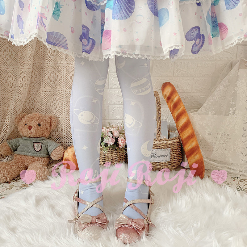 Cream Planet Socks