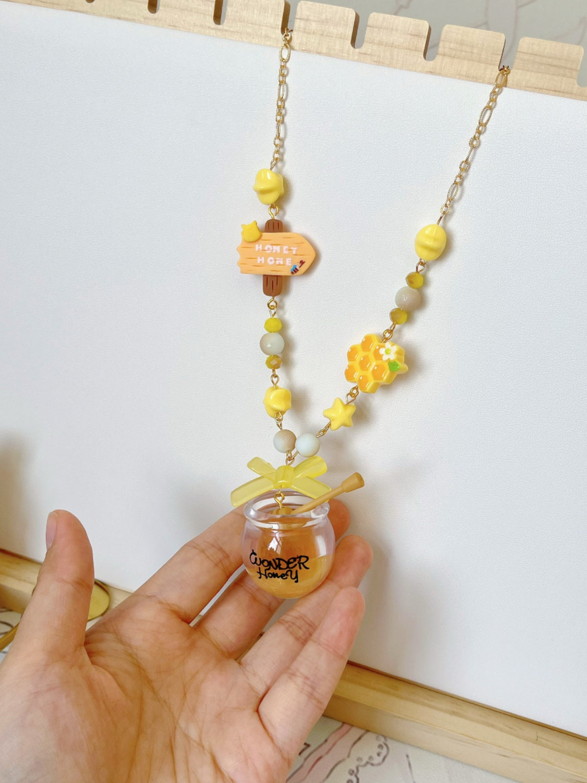 Honeypot Necklace