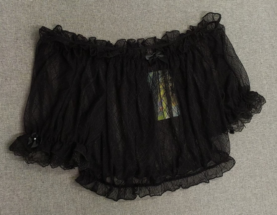 Lace crop top