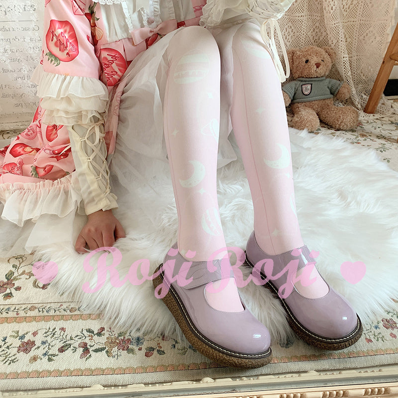 Cream Planet Socks