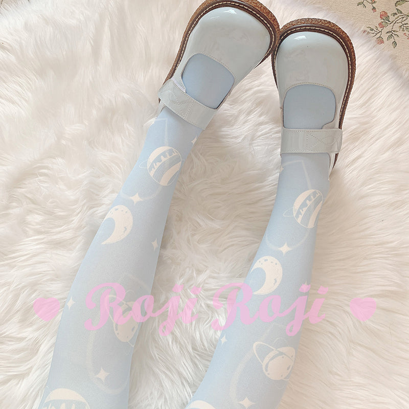 Cream Planet Socks