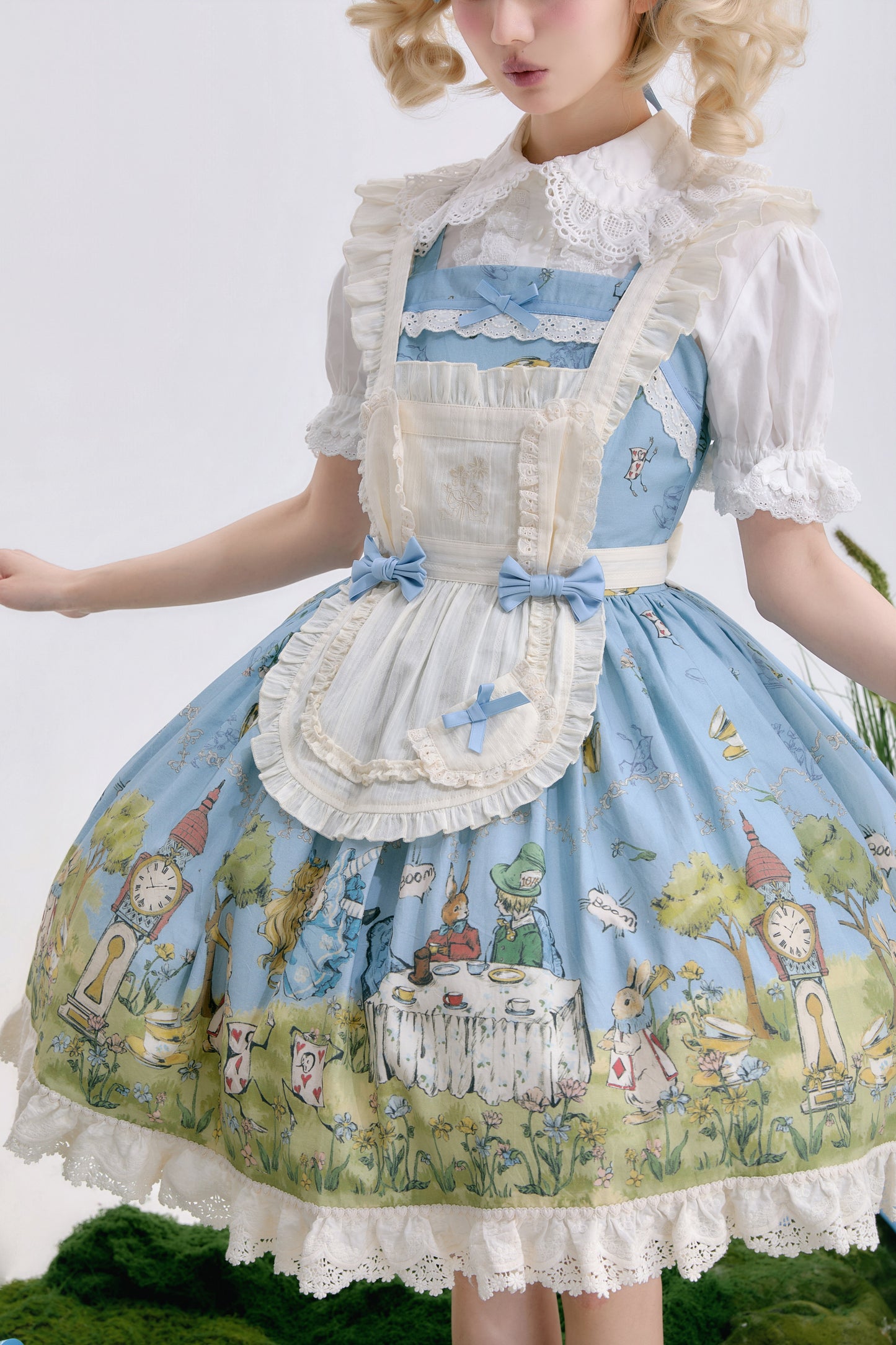 Alice accessories