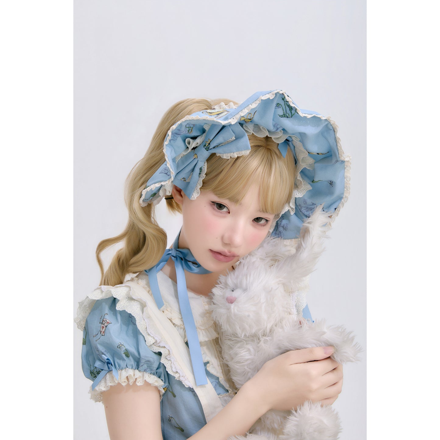 Alice accessories