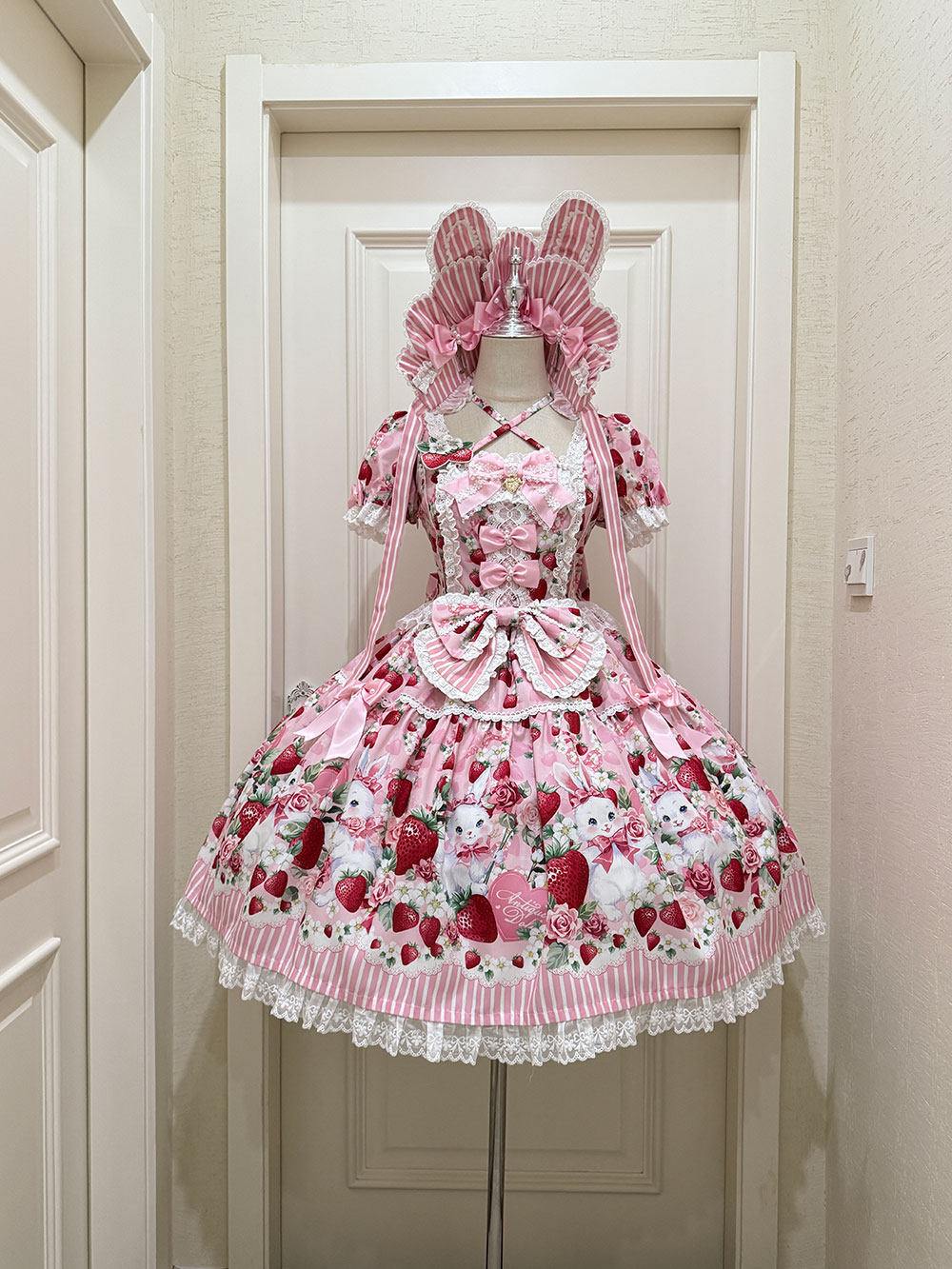 Strawberry Rebet