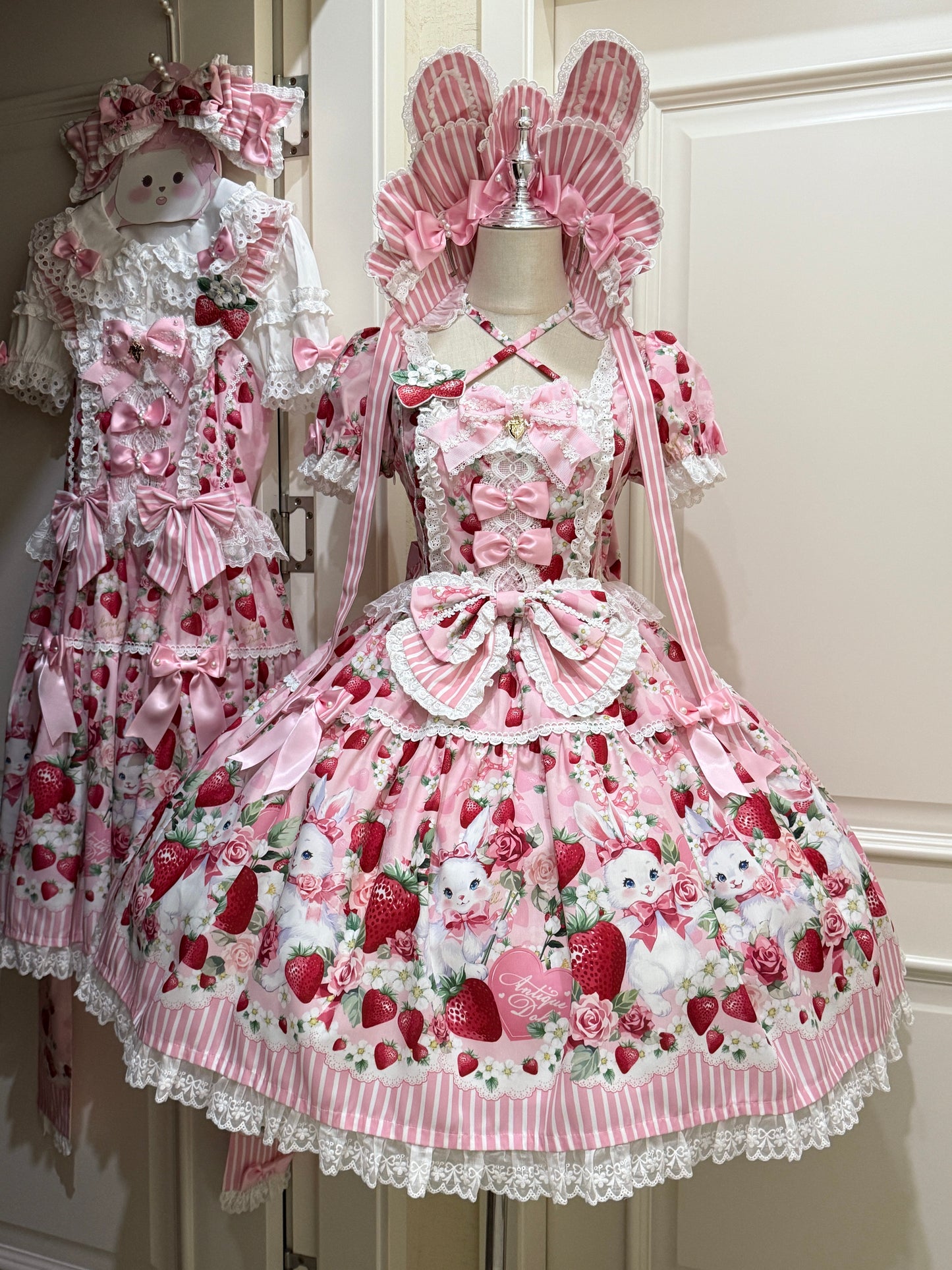 Strawberry Rebet