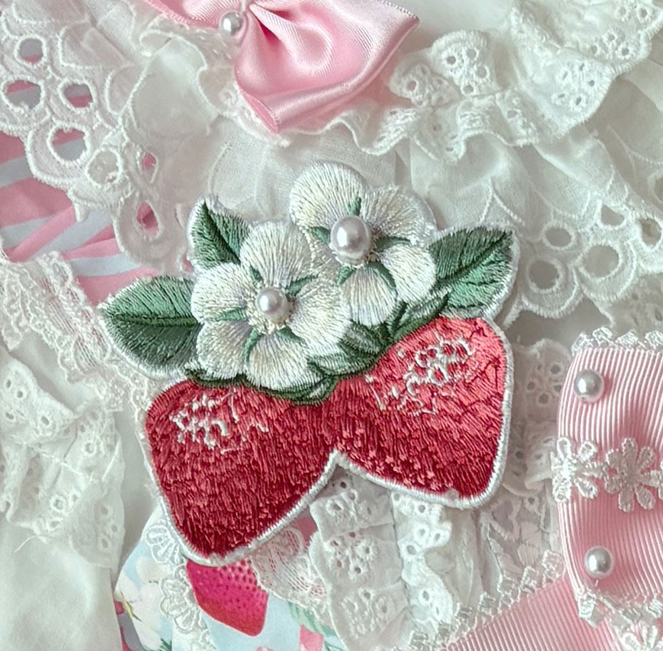 Strawberry Rebet