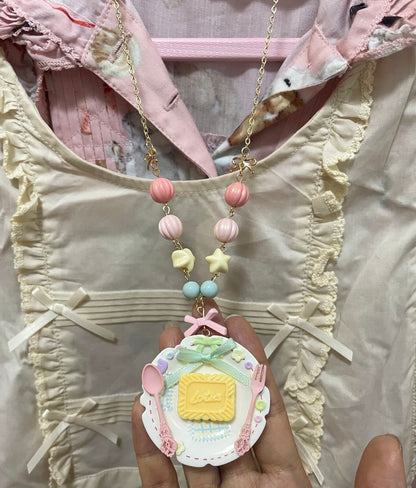 Dinner Plate Necklace