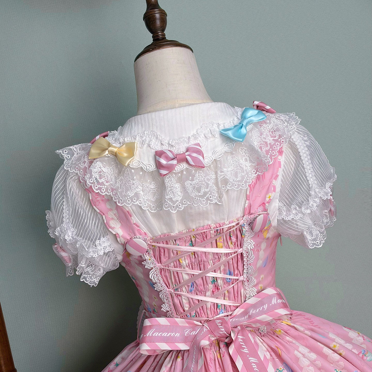 Macaron Blouse