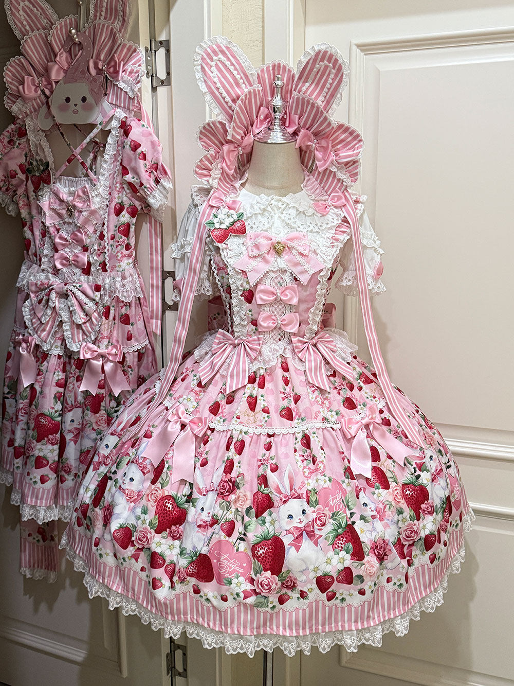 Strawberry Rebet
