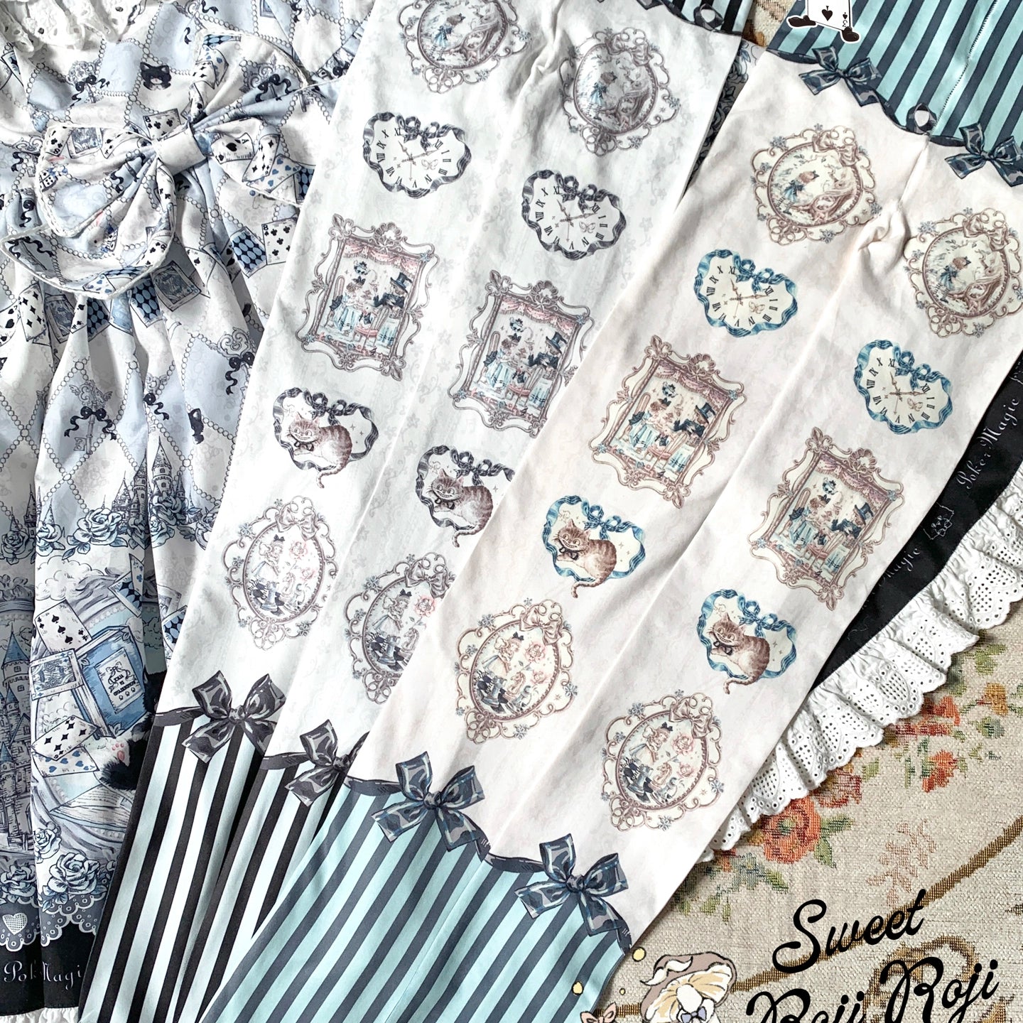 Alice Picture Frame Tights