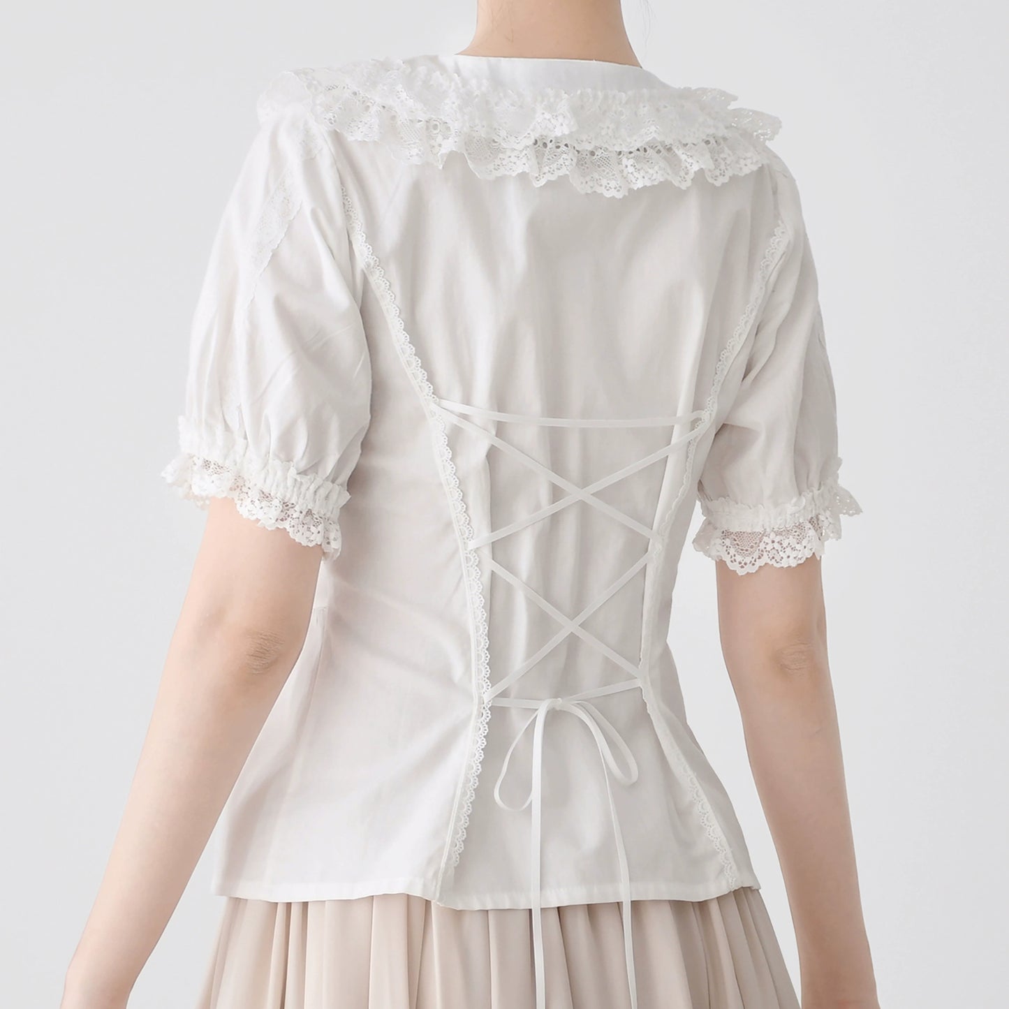 Hyde Garden Short Sleeves Blouse