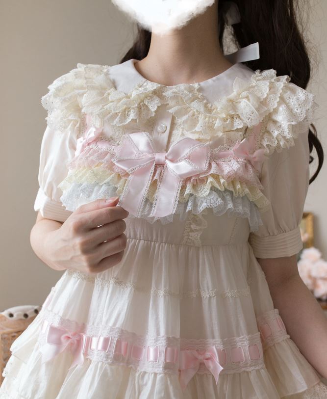 Half Sugar Milk Cake Short Sleeves Blouse